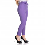 Дамски панталон с колан в лилав цвят