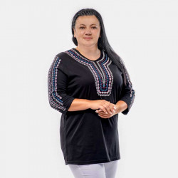 Стилна дамска блуза с етно мотиви с черно